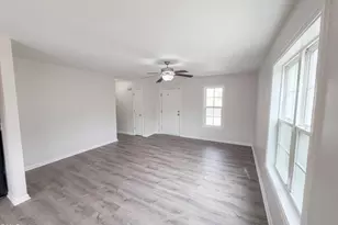 5532 Neuse View Dr, Raleigh, NC 27610 - Photo 4