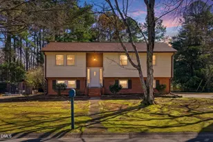 1200 Boxwood Ln, Apex, NC 27502 - Photo 1