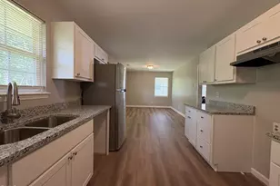 1704 Sundial Pl, Raleigh, NC 27610 - Photo 8