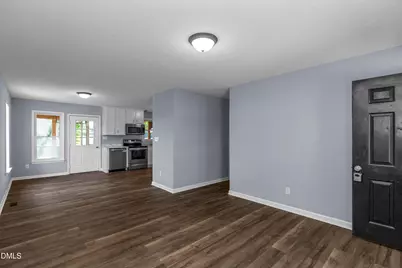 104 Sunset Drive, Dunn, NC 28334 - Photo 2