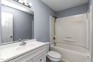 104 Sunset Dr, Dunn, NC 28334 - Photo 12
