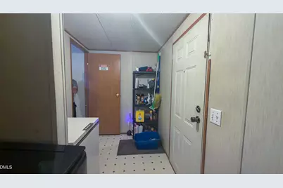 8800 Spring Meadow Drive, Hickory, NC 28601 - Photo 26
