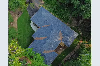 725 Piccadilly Court, Sanford, NC 27332 - Photo 4