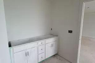 80 Quilting Dr, Benson, NC 27504 - Photo 6