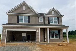 80 Quilting Dr, Benson, NC 27504 - Photo 2