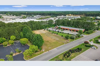 367 Venture Drive, Smithfield, NC 27577 - Photo 2