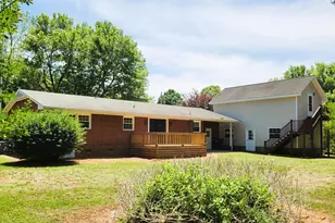 607 E Butler Ave, Liberty, NC 27298 - Photo 2