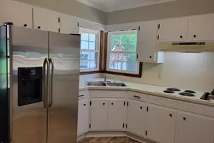 607 E Butler Ave, Liberty, NC 27298 - Photo 22