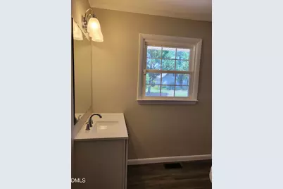 607 E Butler Avenue, Liberty, NC 27298 - Photo 30