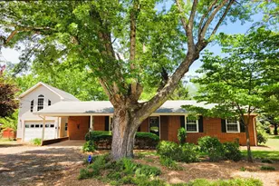 607 E Butler Ave, Liberty, NC 27298 - Photo 1