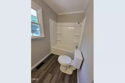 607 E Butler Avenue, Liberty, NC 27298 - Photo 32