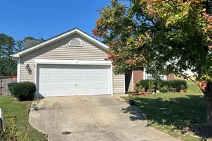 1420 Dexter Ridge Dr, Holly Springs, NC 27540 - Photo 2