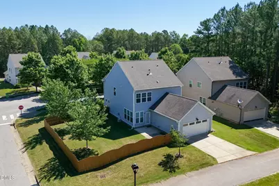 1002 Churchill Glen Boulevard, Knightdale, NC 27545 - Photo 4