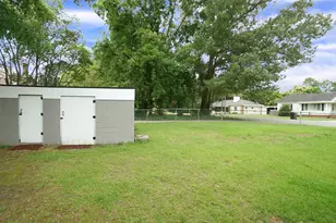 500 E McNeill St, Lillington, NC 27546 - Photo 12