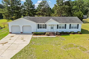 1341 Lemuel Black Rd, Bunnlevel, NC 28323 - Photo 2