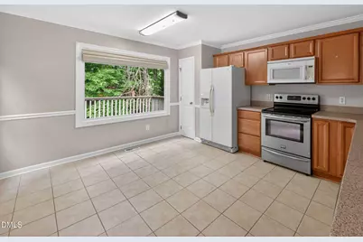 106 Barcelona Court, Cary, NC 27513 - Photo 8