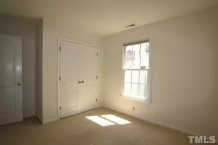 208 Ashley Brook Ct, Cary, NC 27513 - Photo 10