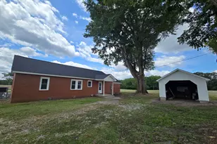 10101 Debnam Rd, Zebulon, NC 27597 - Photo 2
