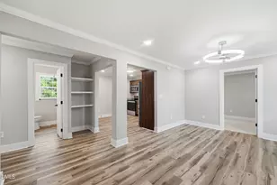 1913 Hilldale Dr, Burlington, NC 27215 - Photo 6