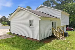 2729 W Talbot Ct, Raleigh, NC 27610 - Photo 22