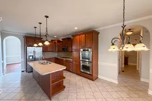 824 Camwheel Dr, Hope Mills, NC 28348 - Photo 6