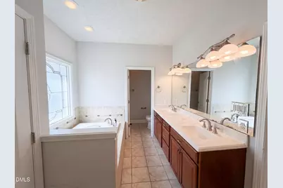 824 Camwheel Drive, Hope Mills, NC 28348 - Photo 18
