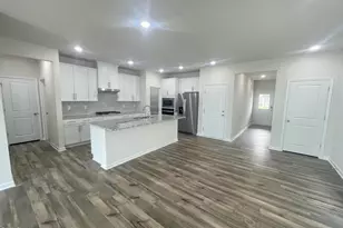 127 Tourmaline Hl Dr, Garner, NC 27529 - Photo 4