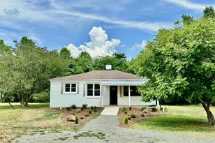 360 Woodsdale Rd, Roxboro, NC 27573 - Photo 2