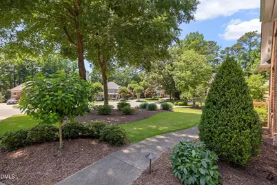 206 W Jules Verne Way, Cary, NC 27511 - Photo 4
