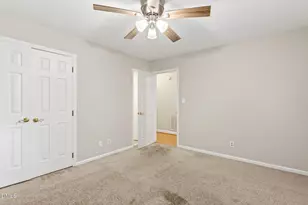 442 Oak Run Dr, Raleigh, NC 27606 - Photo 14