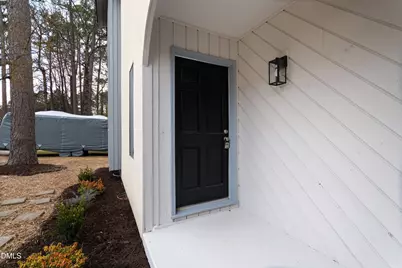 6001 Applewood Lane, Raleigh, NC 27609 - Photo 4
