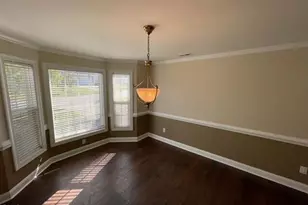433 Holly Thorn Trace, Holly Springs, NC 27540 - Photo 4