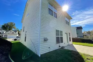 433 Holly Thorn Trace, Holly Springs, NC 27540 - Photo 26