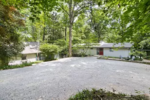 1120 Sourwood Dr, Chapel Hill, NC 27517 - Photo 42