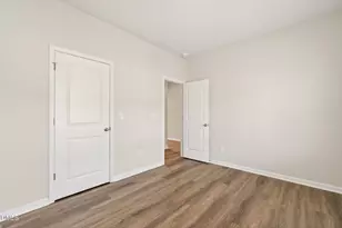 22 Iris Gln Ct, Smithfield, NC 27577 - Photo 8
