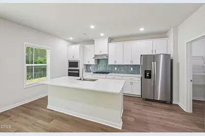 187 N Field Sparrow Way, Clayton, NC 27520 - Photo 2