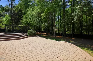 305 Southglen Dr, Cary, NC 27518 - Photo 44
