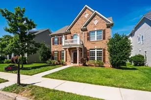 2129 Glade Valley Ln, Morrisville, NC 27560 - Photo 2