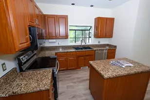 813 Vestavia Woods Dr Dr, Raleigh, NC 27615 - Photo 12