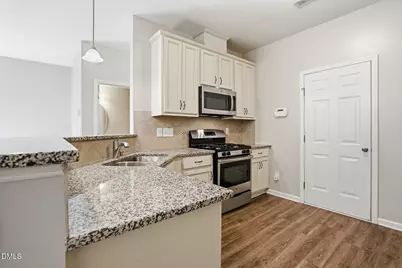 121 Cypress Hill Lane, Holly Springs, NC 27540 - Photo 18