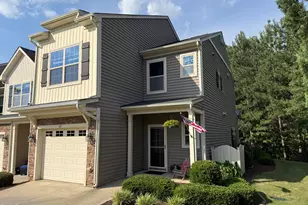 121 Cypress Hill Ln, Holly Springs, NC 27540 - Photo 2
