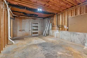 103 Highlands Lake Dr, Cary, NC 27518 - Photo 48