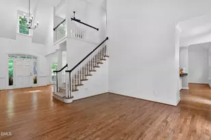 103 Highlands Lake Dr, Cary, NC 27518 - Photo 8