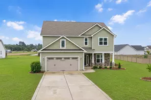 46 Rowland Dr, Fuquay Varina, NC 27526 - Photo 2