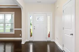 46 Rowland Dr, Fuquay Varina, NC 27526 - Photo 2
