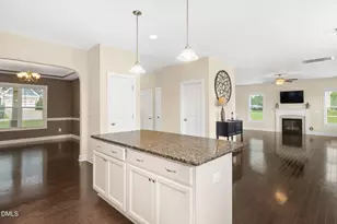 46 Rowland Dr, Fuquay Varina, NC 27526 - Photo 12