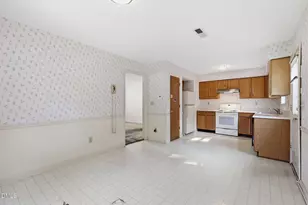 2338 Bedford St, Durham, NC 27707 - Photo 12