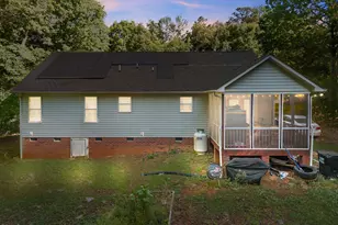 115 Ayden Dr, Clayton, NC 27520 - Photo 2