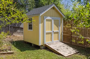 1016 Sycamore St, Durham, NC 27707 - Photo 52