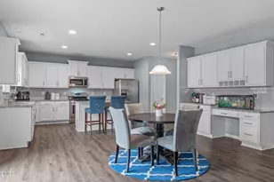 1017 Milkweed Ct, Zebulon, NC 27597 - Photo 16
